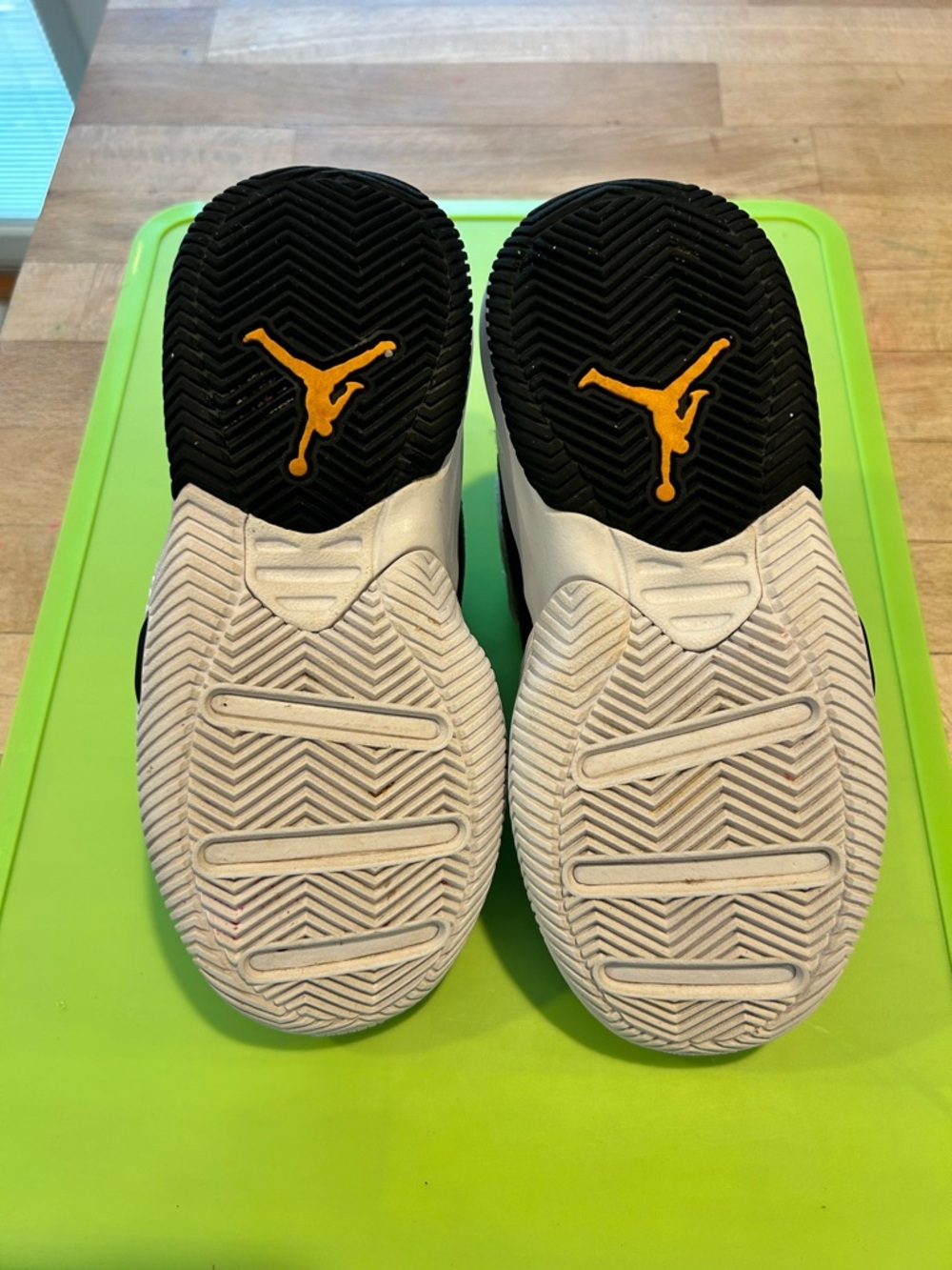Air Jordan Stay Loyal 'White Black Yellow' - 12c - Picture 5 of 6